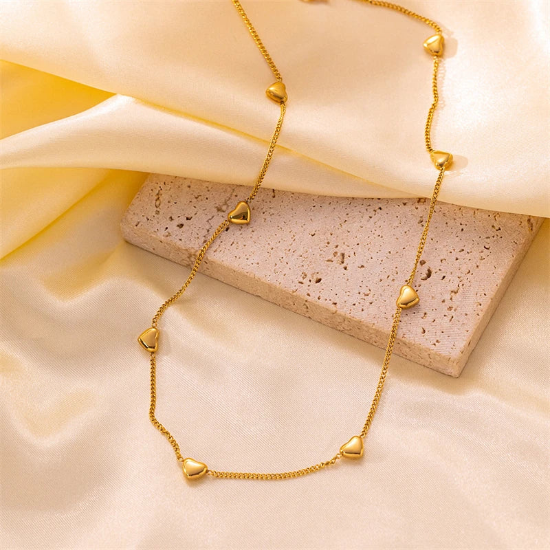 Yura Heart Necklace