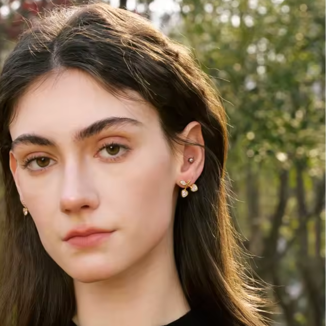 Örhänge med gnistrande körsbär