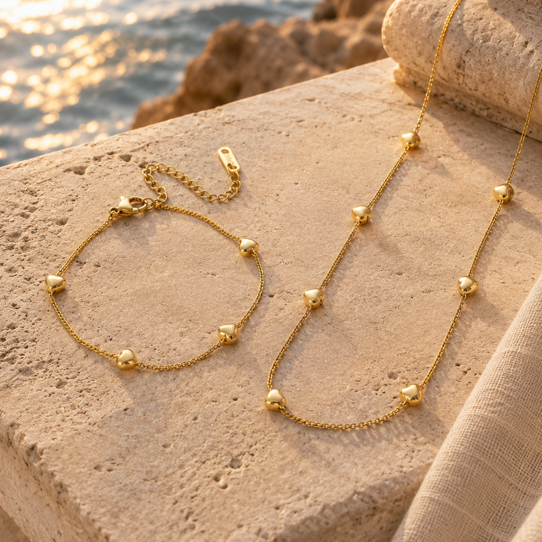 Yura Heart Necklace