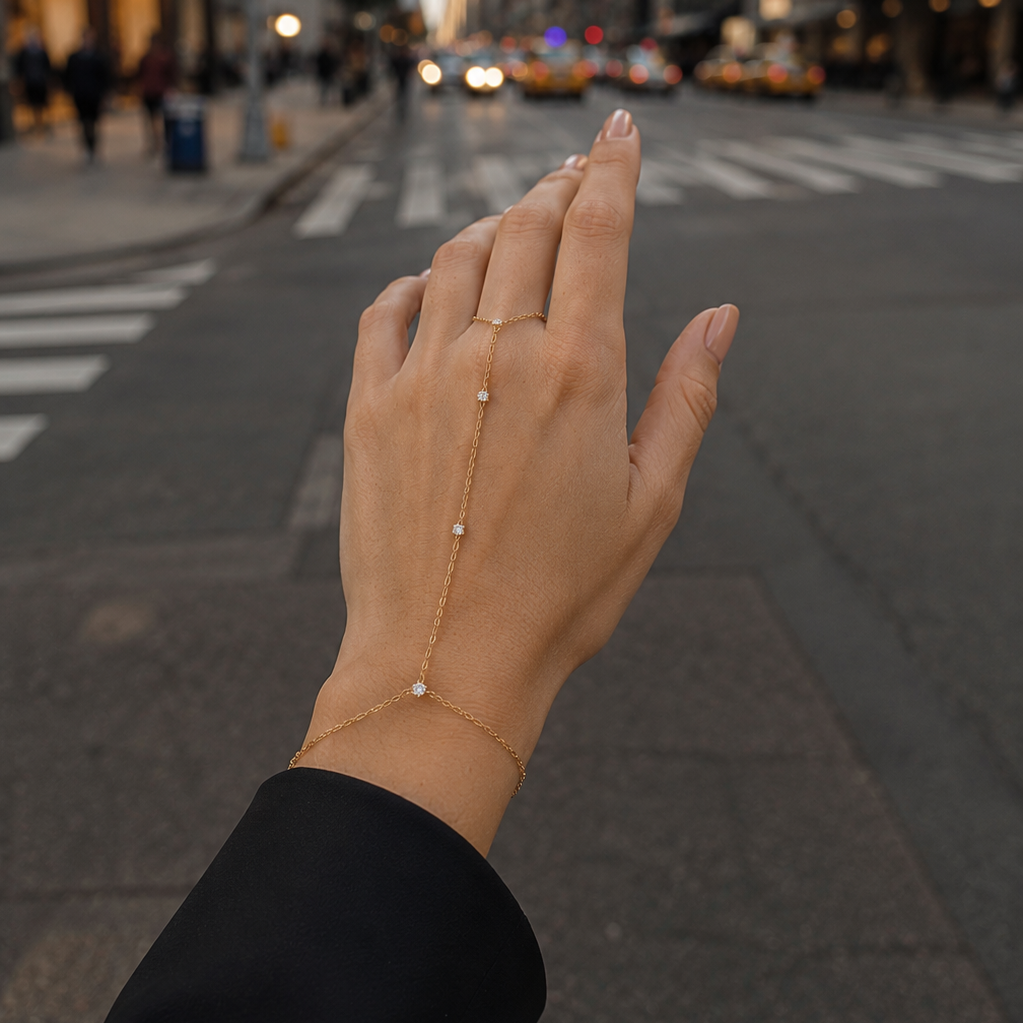 Oria Hand Chain