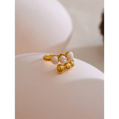 Pearl Twist Ring