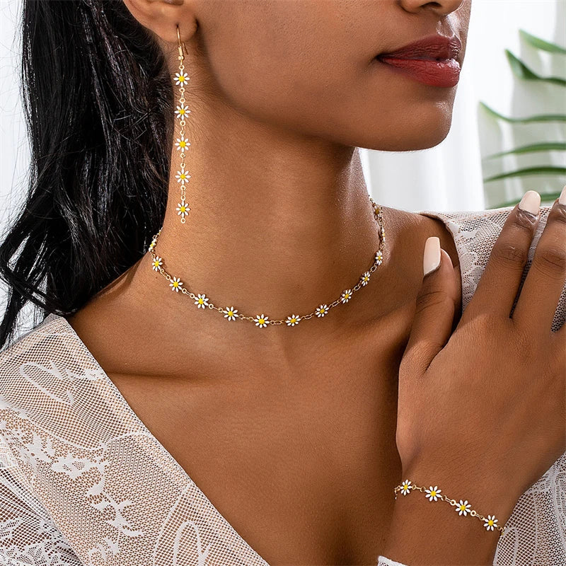 Daisy Flower Necklace
